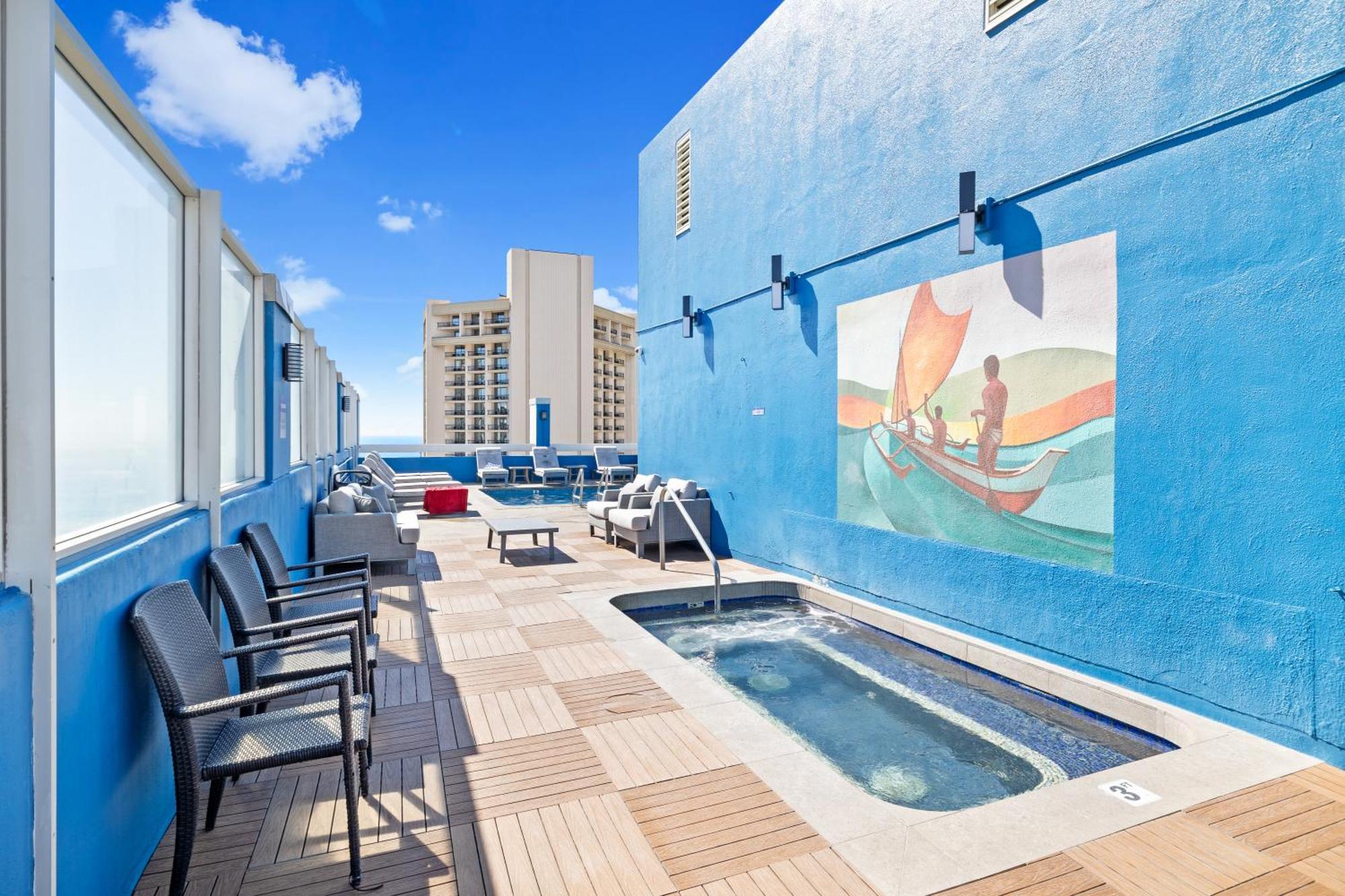 Steps To Waikiki Beach! Newly Renovated With 75" Tv Honolulu Exteriör bild