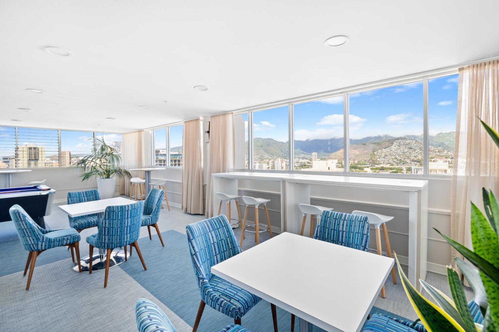Steps To Waikiki Beach! Newly Renovated With 75" Tv Honolulu Exteriör bild