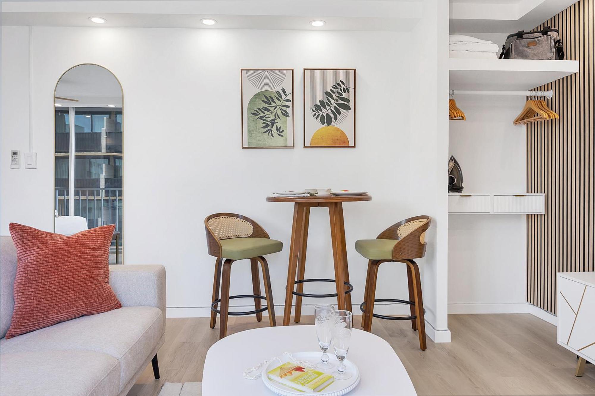 Steps To Waikiki Beach! Newly Renovated With 75" Tv Honolulu Exteriör bild