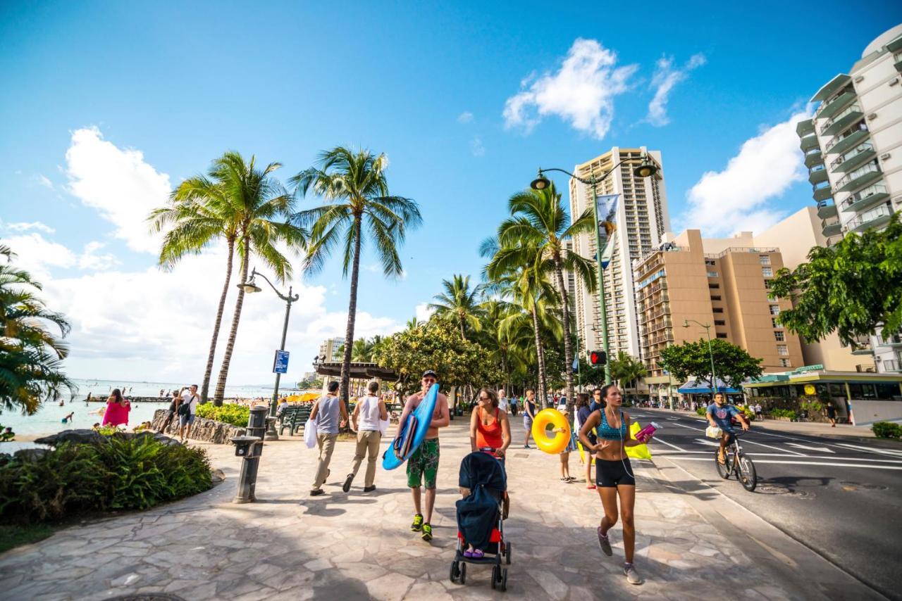 Steps To Waikiki Beach! Newly Renovated With 75" Tv Honolulu Exteriör bild
