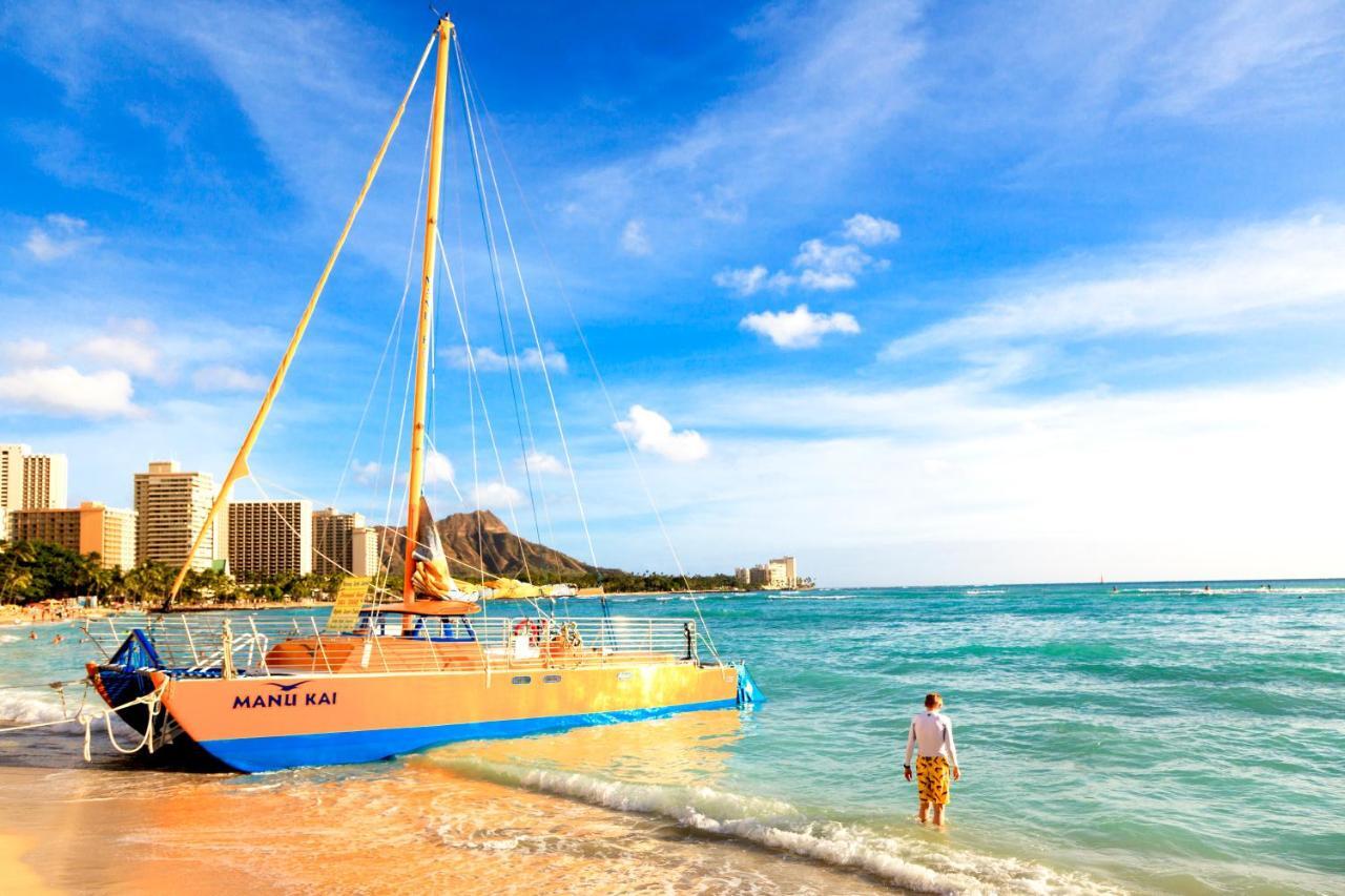 Steps To Waikiki Beach! Newly Renovated With 75" Tv Honolulu Exteriör bild